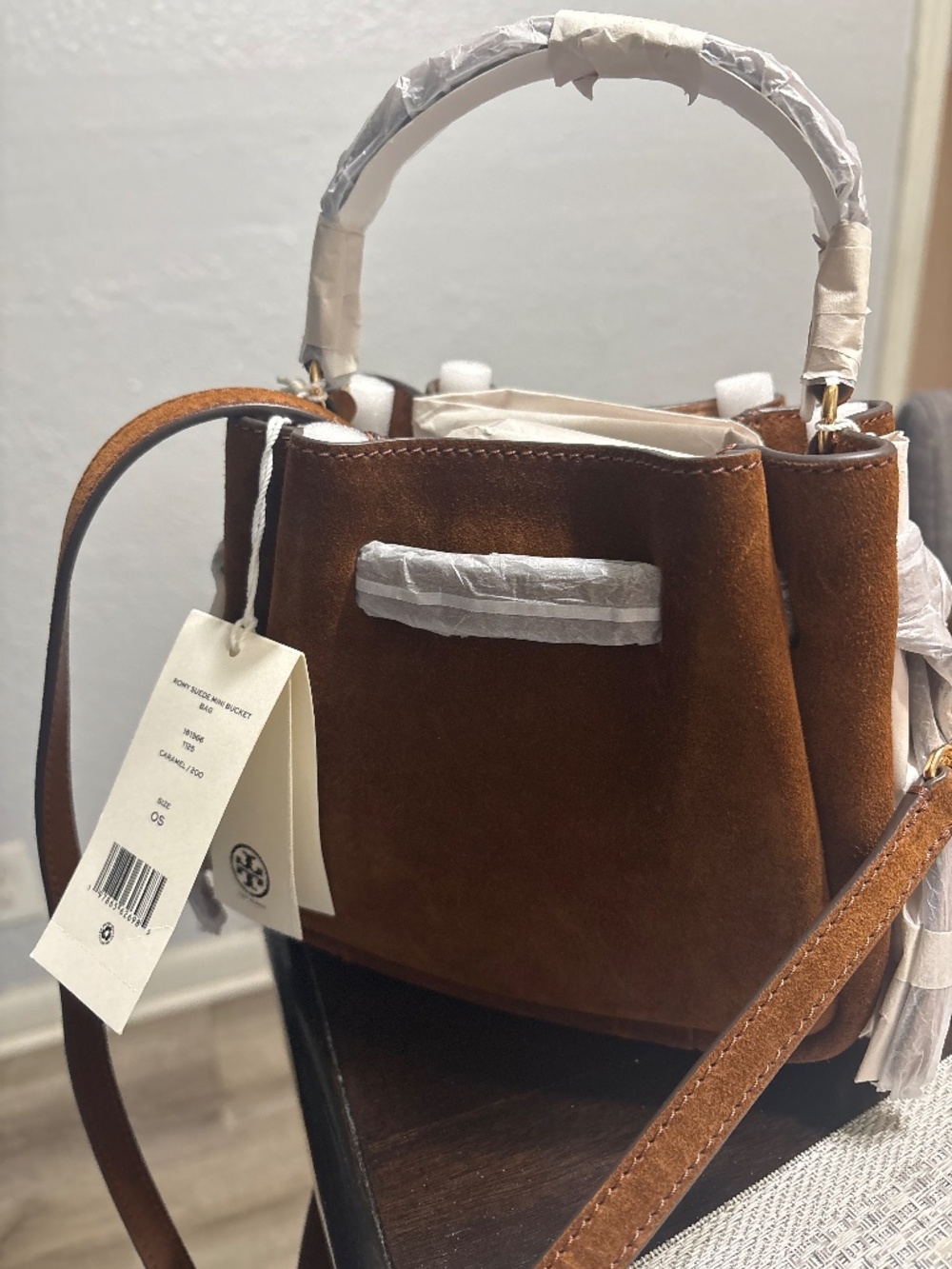 Tory Burch purse - Picture 3 of 9